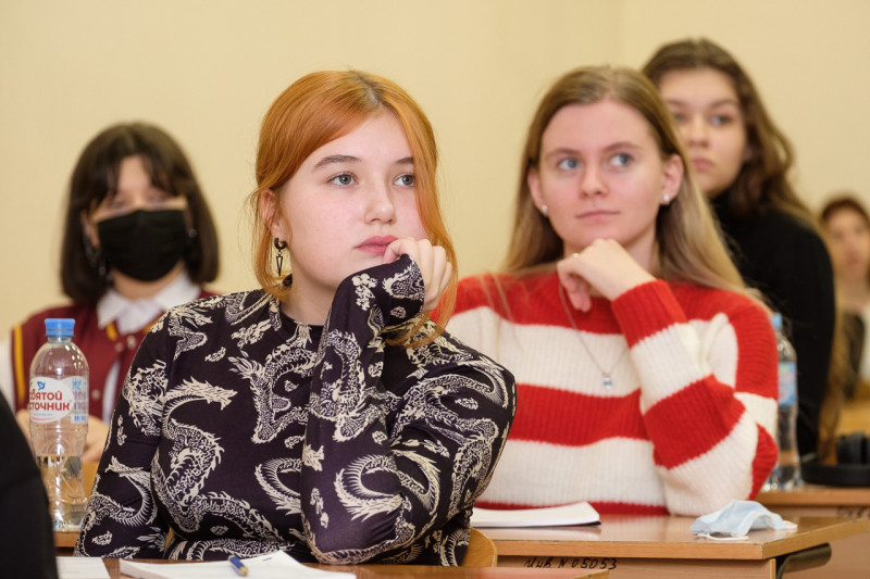 b2ap3_large_MSLU4908 Московские школьники приняли участие в медиадиктанте - НОВОСТИ | Союз журналистов Подмосковья