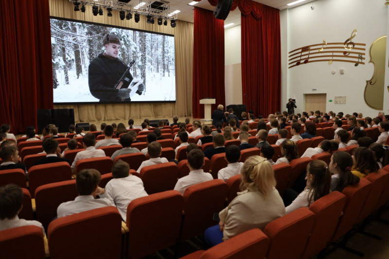 b2ap3_large_IMG_1502 Журналисты Серпухова присоединились к всероссийской акции "Киноуроки в школах" - НОВОСТИ | Союз журналистов Подмосковья