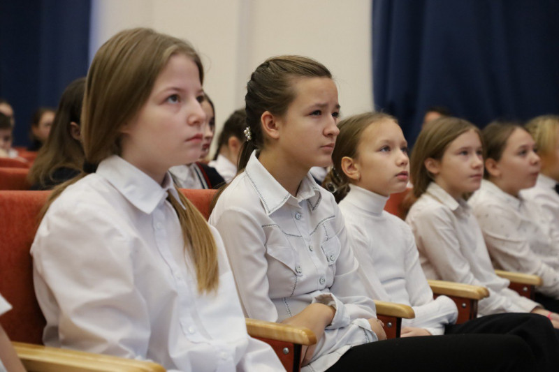 b2ap3_large_photo_5267087552827998746_y Журналисты Серпухова присоединились к всероссийской акции "Киноуроки в школах" - НОВОСТИ | Союз журналистов Подмосковья